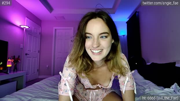 AngieFaeBDay MyFreeCams Female 15-04-2025