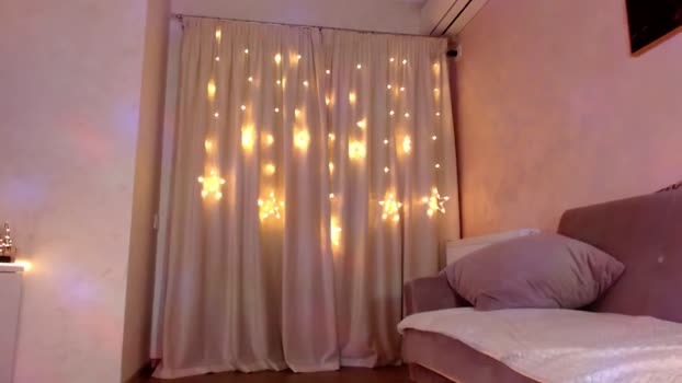 Bratty_Dya MyFreeCams Female 14-04-2025