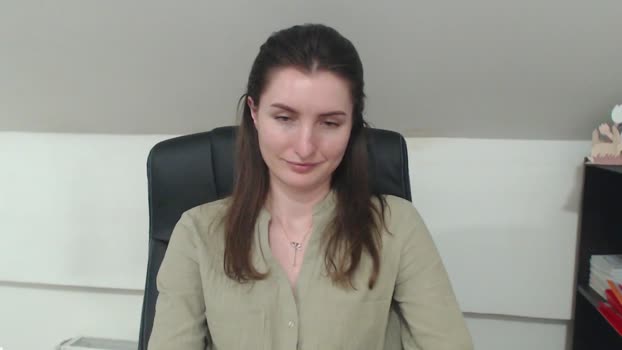 EmilysBack MyFreeCams Female 14-04-2025