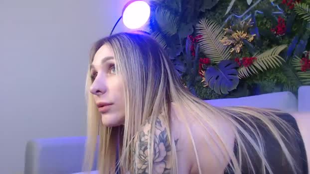 Horny_Blond MyFreeCams Female 15-04-2025