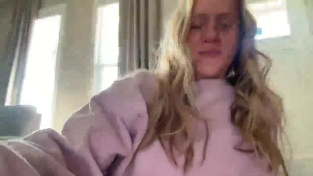 Lucylux1 MyFreeCams Female 14-04-2025