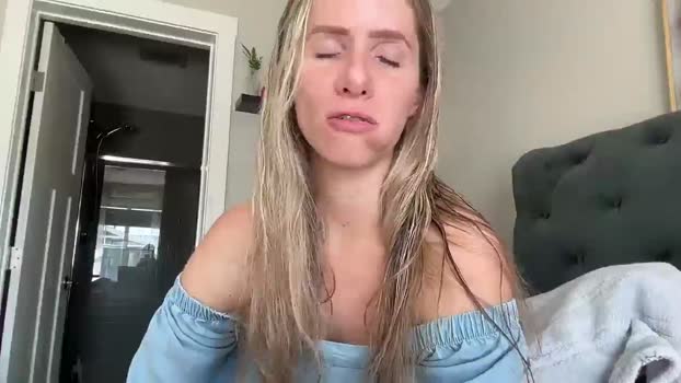 Lucylux1 MyFreeCams Female 14-04-2025