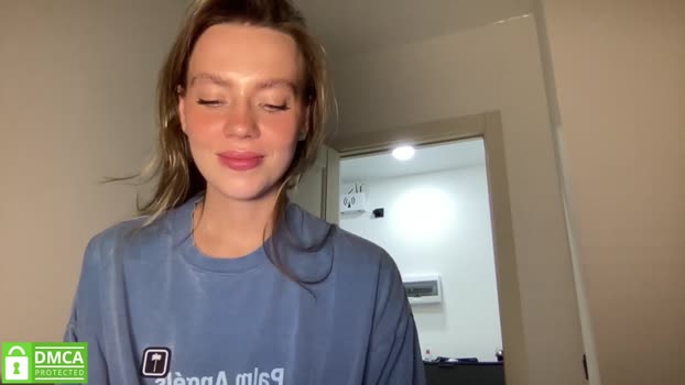 angel_from_sky Chaturbate Female 14-04-2025