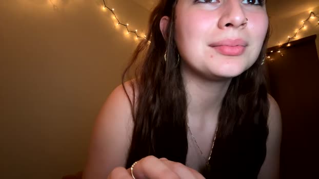 cami_calderon Chaturbate Female 15-04-2025