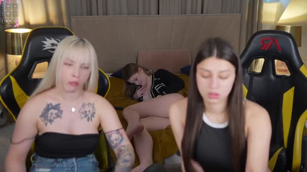 sweetdesiree_ Chaturbate Couple 15-04-2025