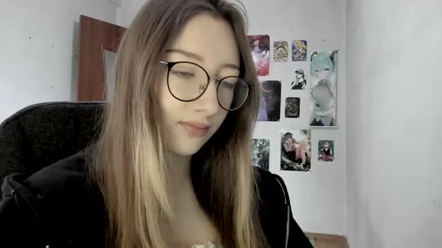 CandyyCrushh MyFreeCams Female 16-04-2025