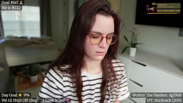 Gia_Hill MyFreeCams Female 15-04-2025