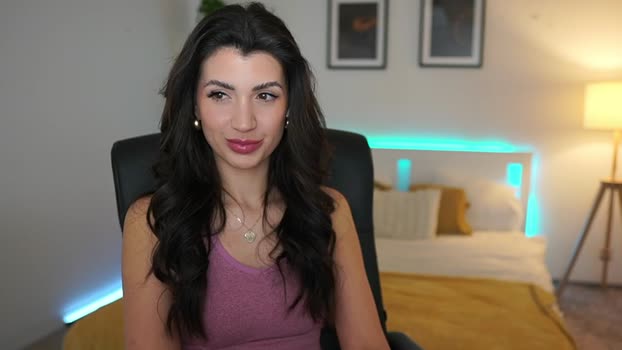 Julia_Roca MyFreeCams Female 15-04-2025