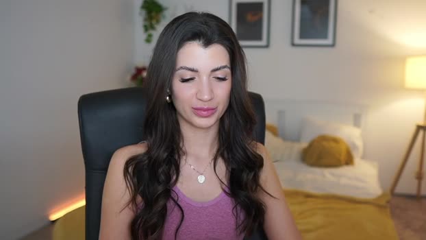 Julia_Roca MyFreeCams Female 15-04-2025