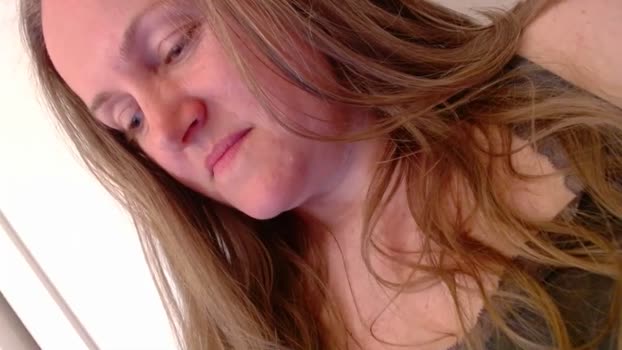 JustLily MyFreeCams Female 15-04-2025