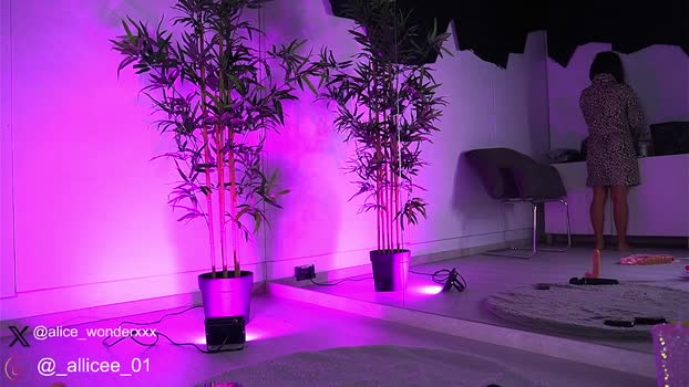 VanesaSimon MyFreeCams Female 16-04-2025