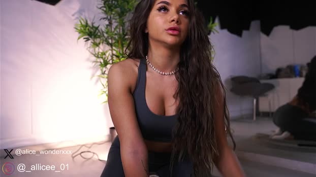 VanesaSimon MyFreeCams Female 16-04-2025