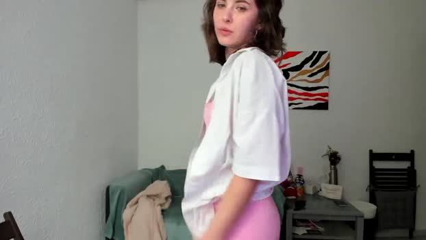 AhahaGirl MyFreeCams Female 17-04-2025