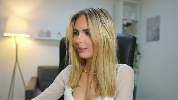 Catecrago_ MyFreeCams Female 17-04-2025