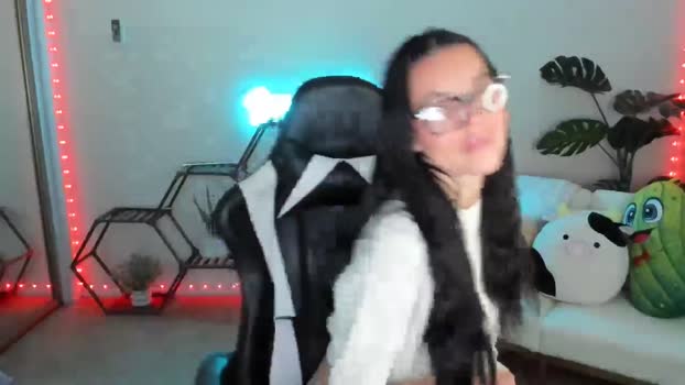 SerenaBecker_ MyFreeCams Female 17-04-2025