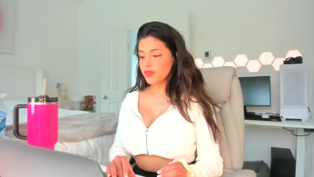 SkylerLo MyFreeCams Female 16-04-2025