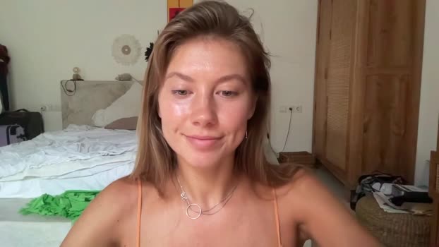 SurfGirls MyFreeCams Female 17-04-2025