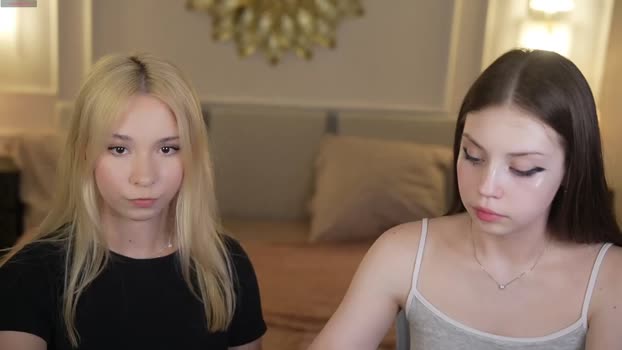 sweetdesiree_ Chaturbate Couple 17-04-2025