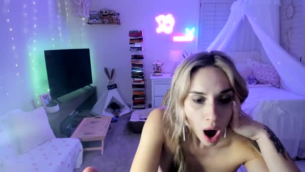 LillieQ MyFreeCams Female 18-04-2025