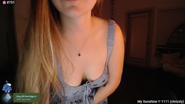 Monica MyFreeCams Female 19-04-2025