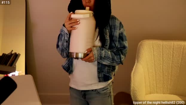 daisipi3 MyFreeCams Female 19-04-2025