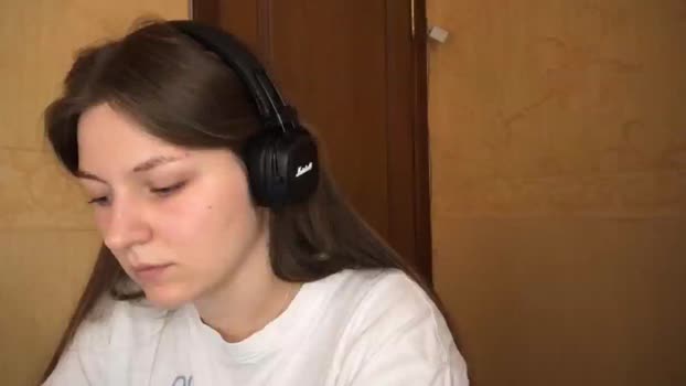 EvaOlive MyFreeCams Female 20-04-2025