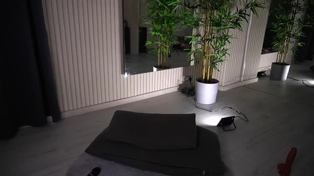 VanesaSimon MyFreeCams Female 20-04-2025