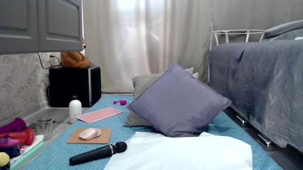 cuty_lucy Chaturbate Female 21-04-2025