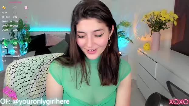 Emmy_Emmy MyFreeCams Female 22-04-2025