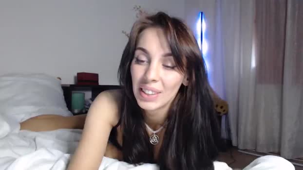 HeartsQueen MyFreeCams Female 22-04-2025