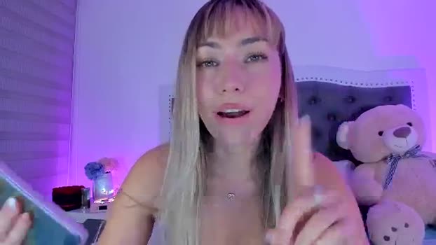 SweetMar23 MyFreeCams Female 22-04-2025