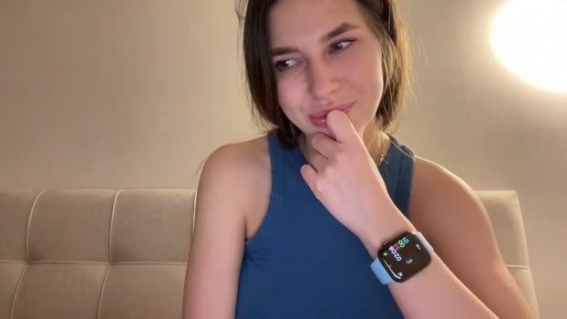 kissfreeze MyFreeCams Female 21-04-2025