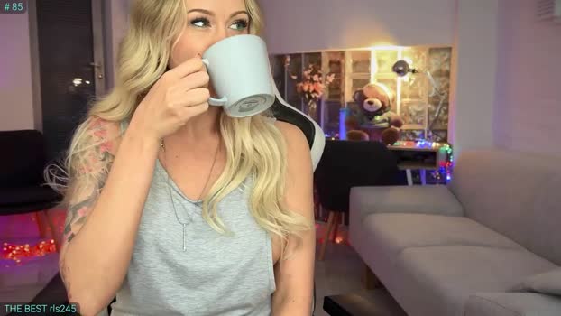 AlexiAngel MyFreeCams Female 23-04-2025