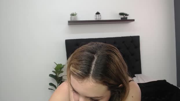 CamilleDucan MyFreeCams Female 22-04-2025