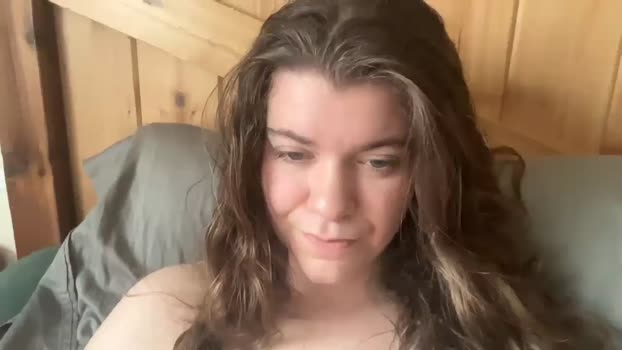 Trixiegirl3 MyFreeCams Female 22-04-2025