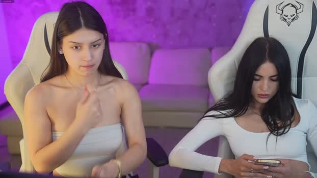 bright_diamonds_054 Chaturbate Couple 23-04-2025