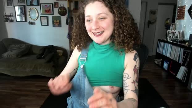 peachyqueen_ MyFreeCams Female 22-04-2025