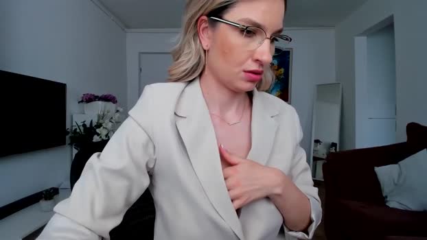 AlyMiss MyFreeCams Female 24-04-2025