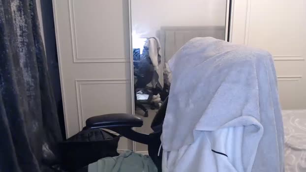 Crystal_MFC MyFreeCams Female 23-04-2025