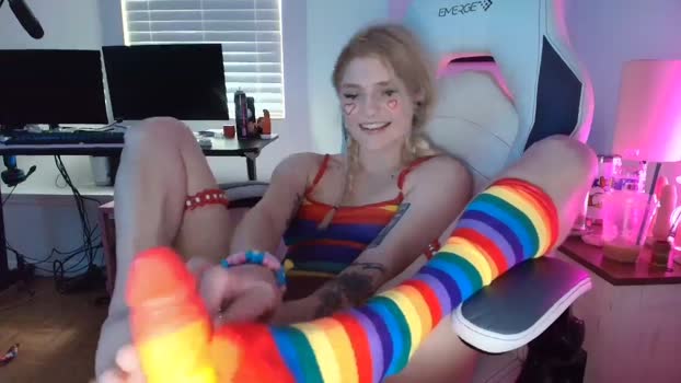 DuckChan0 MyFreeCams Female 24-04-2025