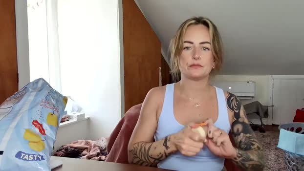 Lena_bee MyFreeCams Female 23-04-2025