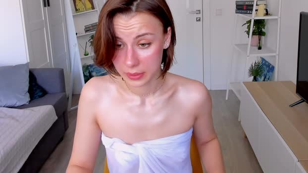 elannand Chaturbate Female 24-04-2025