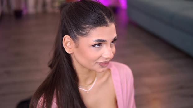 leycaprice Chaturbate Female 24-04-2025