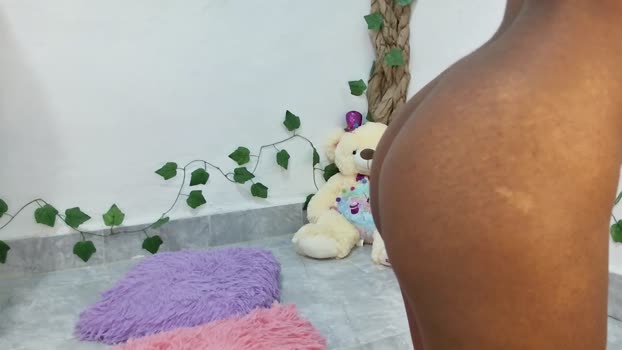 liciiacute Chaturbate Female 24-04-2025