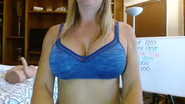 Autumn_Blonde MyFreeCams Female 25-04-2025