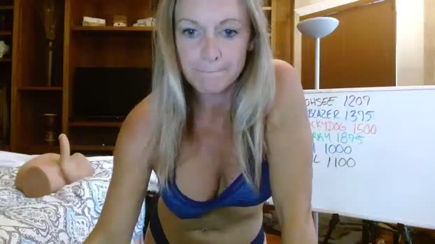 Autumn_Blonde MyFreeCams Female 25-04-2025