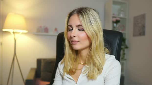 Catecrago_ MyFreeCams Female 25-04-2025