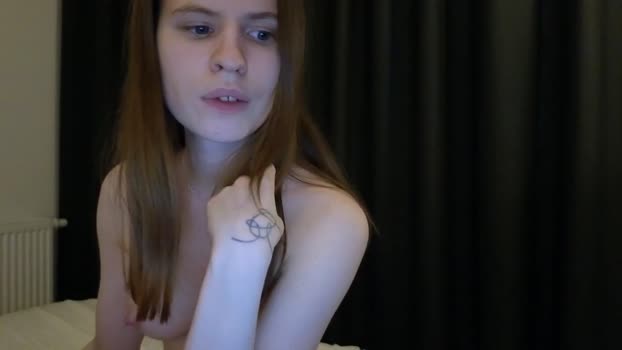 Yuri_elfie MyFreeCams Female 26-04-2025