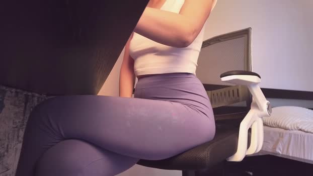 ela_stance Chaturbate Female 26-04-2025