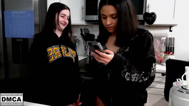 victoriawildd Chaturbate Couple 26-04-2025